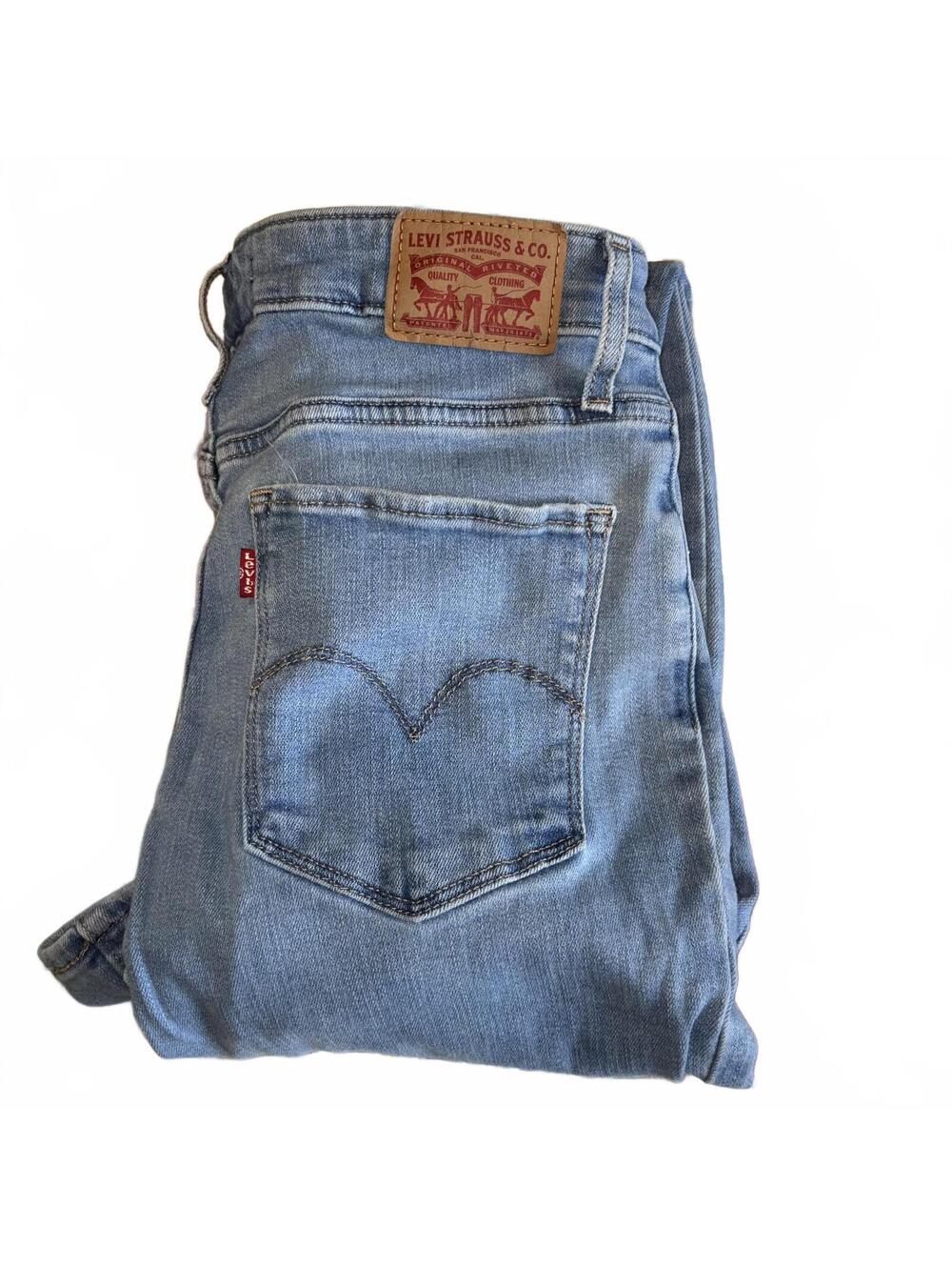 Levi's 725 High Rise Bootcut Woman’s 29 x 34 Light Blue Denim Flared Jeans Sz 29